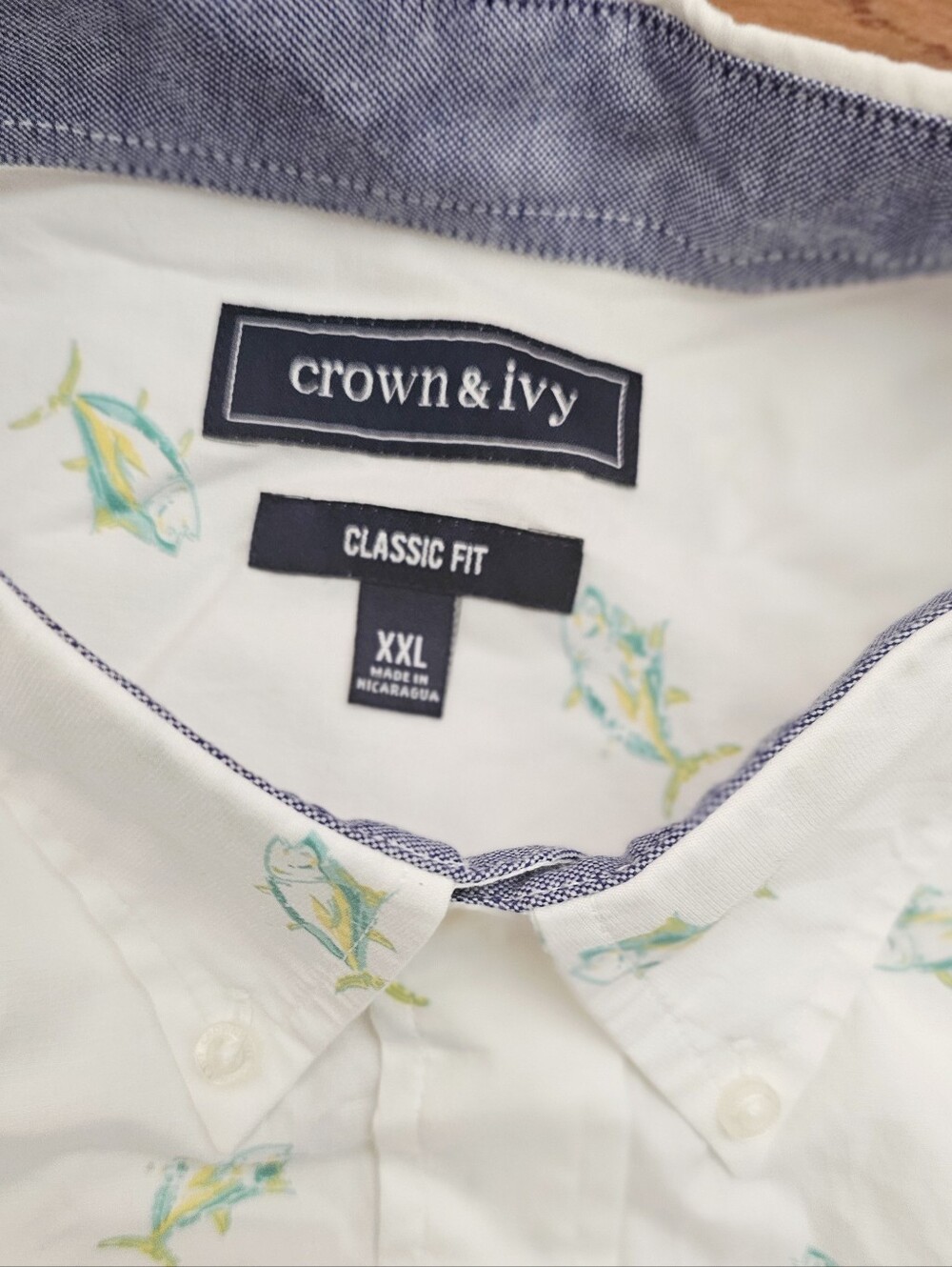 Crown & Ivy White Short-Sleeve Button-Up Shirt Green/Blue Fish Print Sz XXL